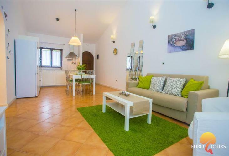 Holiday Home Marina Kaštelir Esterno foto